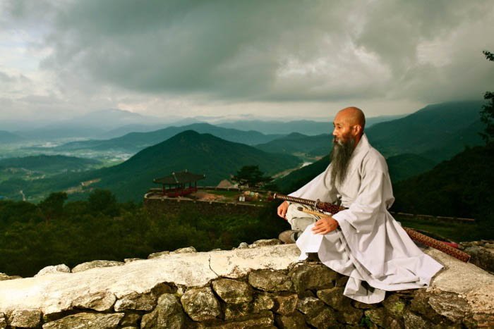 travel phototgraphy Image of a samurai with landscape